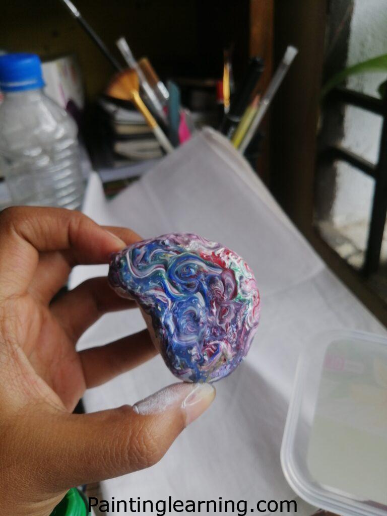 Marbleized Painted Rocks Steps:2