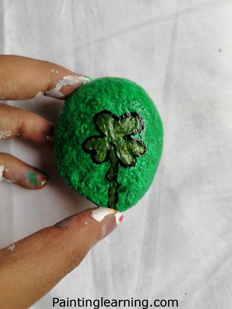 Shamrock Painted Rocks Step: 4